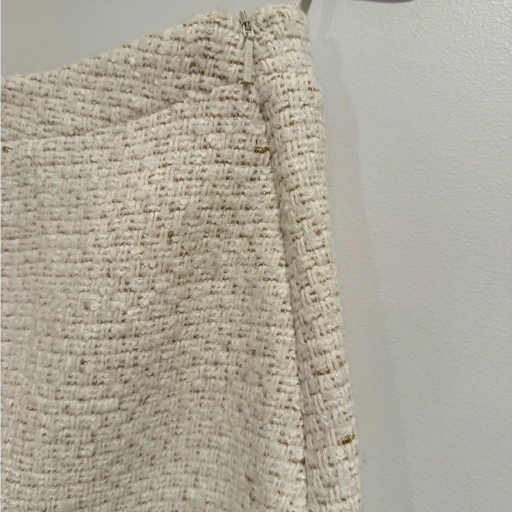 NWT Ted Baker London Ivory & Gold Metallic Tweed Mini Size 4 - Picture 6 of 6